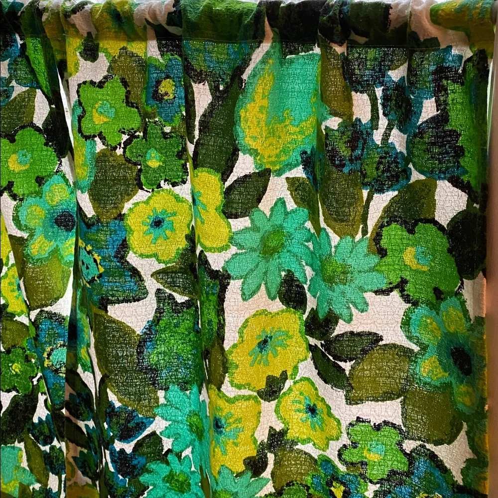 VTG Handmade Floral Café Curtains 3pc Set